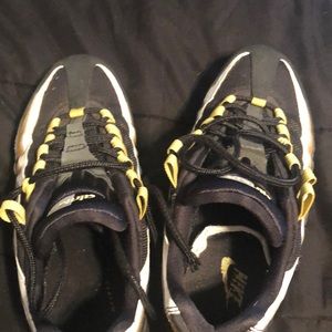 Nike Airmax boy sneakers